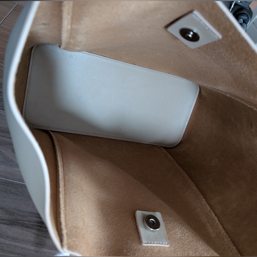 EUC Stone / Bone Beige Leather Tote Bag From GTX Studio - Picture 4 of 5